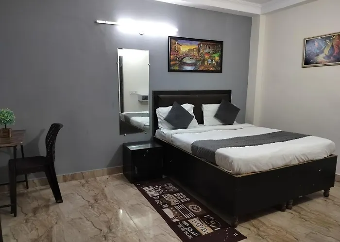 Hotel Embassy - Chanakyapuri