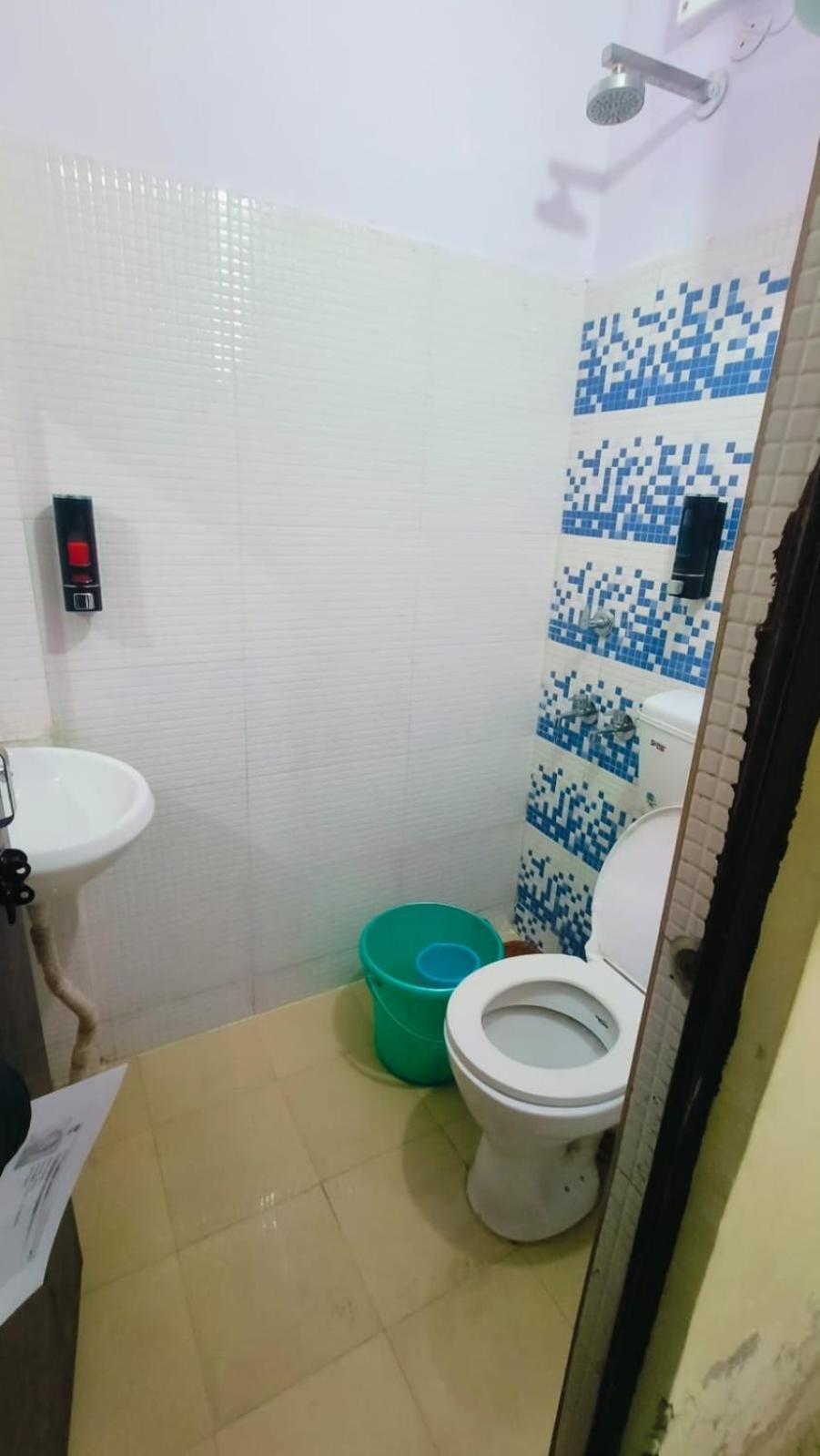Hotel Embassy - Chanakyapuri New Delhi